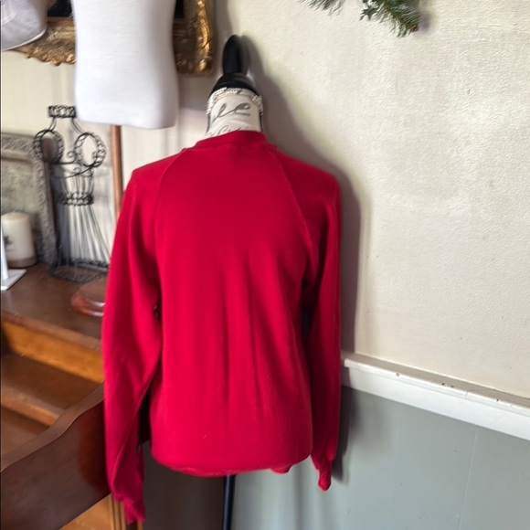 Jerzees Vintage 1990’s Red Sweatshirt Cozy and Stylish - Picture 5 of 5